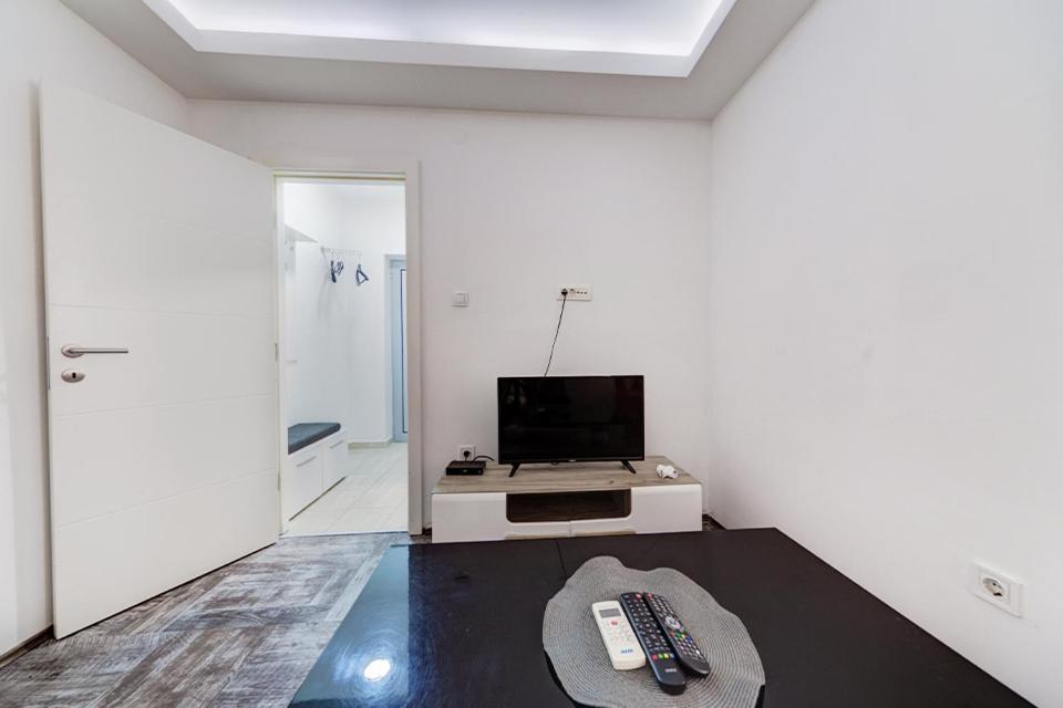 Post Office Center Apartments Budva Exterior photo